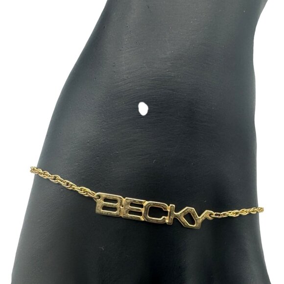 Becky Gold Tone Name Bracelet With Chain & Clasp 6.5 Inches Personalized Jewelry - Picture 2 of 4